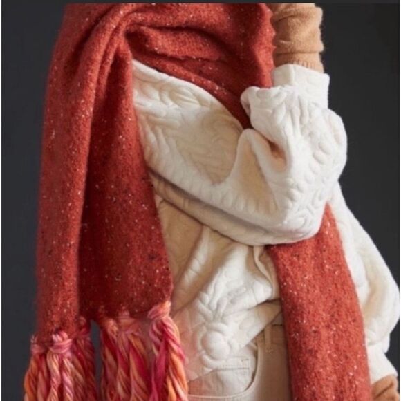 New Anthropologie Tasseled Blanket Scarf - Picture 4 of 10